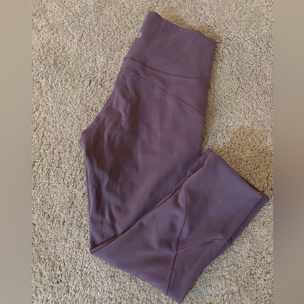 Lululemon movement crop